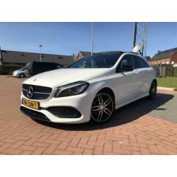 Mercedes-Benz A200 Night Edition, AMG, Auto, Pano, Apple