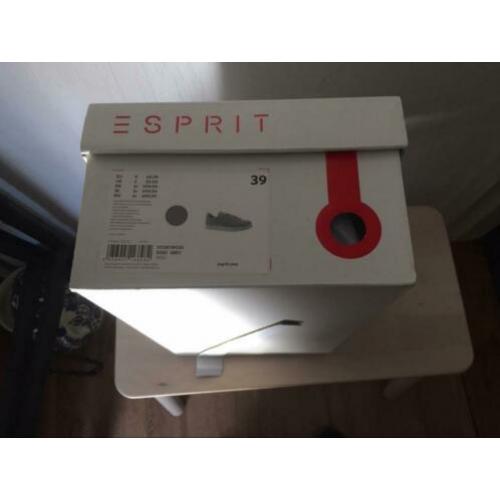 Nieuwe Esprit dames sneakers mt 39