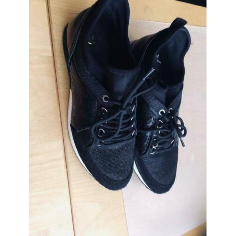 Zwarte dames sneakers maat 42