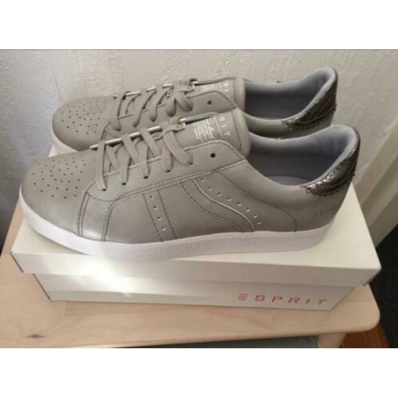 Nieuwe Esprit dames sneakers mt 39