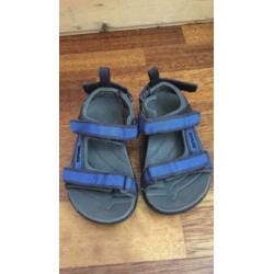 Teva sandaal maat 26