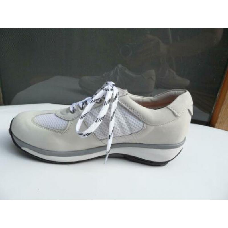 Xsensible Stretchwalkers off-white maat 41