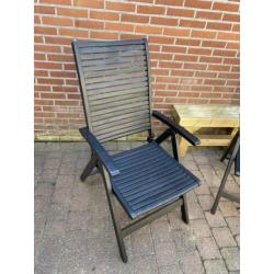2 zgan zwarte hardhouten tuinstoelen