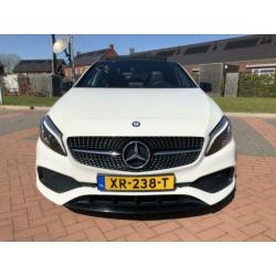 Mercedes-Benz A200 Night Edition, AMG, Auto, Pano, Apple
