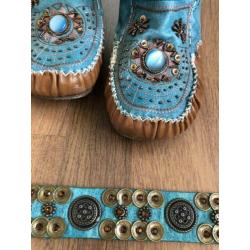 Ibiza boho laarsjes van Sacha en bijpasende leren riem