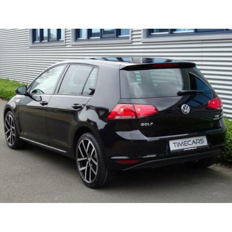 Volkswagen Golf 7 1.2 TSI Comfortline 5-Drs Navigatie PDC!