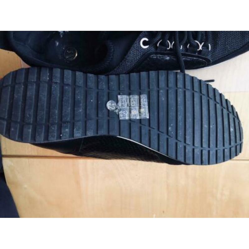 Zwarte dames sneakers maat 42