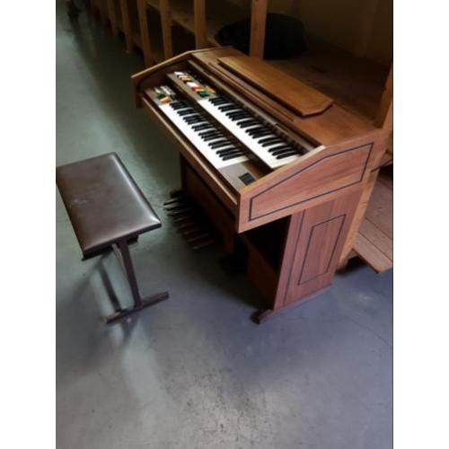 Orgel 30 jaar oud in goede staat!