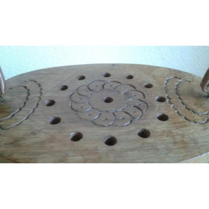 Stoof, ANTIEK! Eiken houtsnijwerk, koperen details+hengsel!