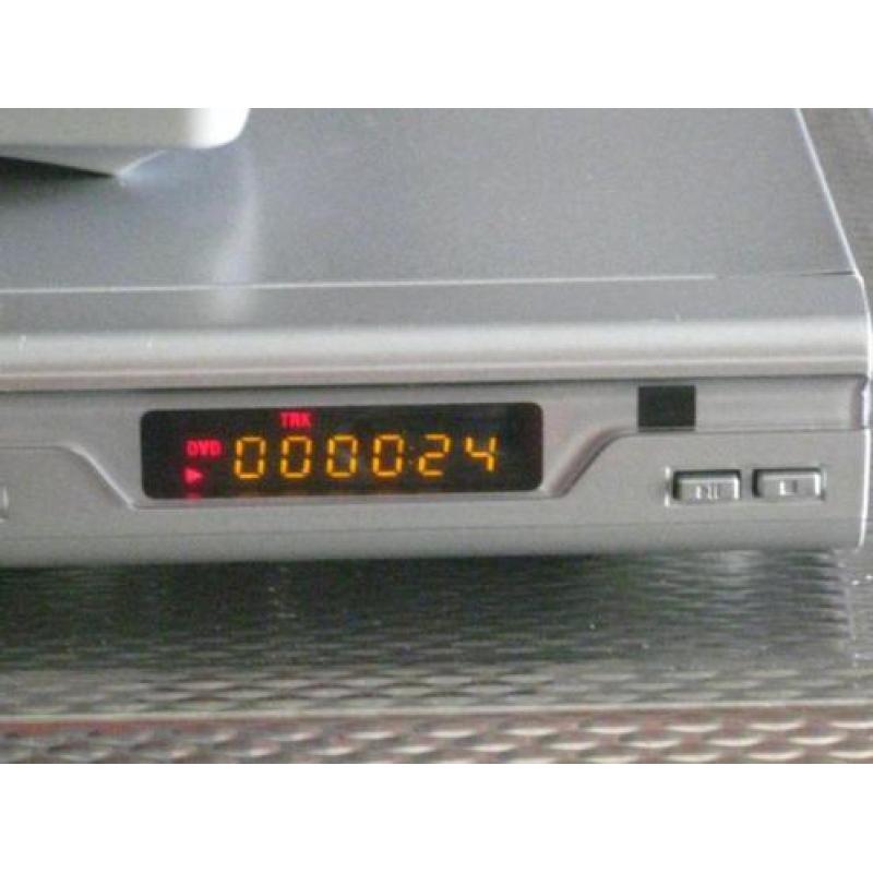 PROVISION DVD speler met afstandbediening.