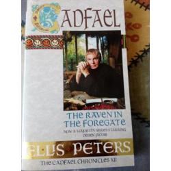 5 deeltjes van cadfael geschreven door ellis peters.pockets