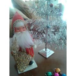 Vintage tinsel Kerstboompje en Kerstman