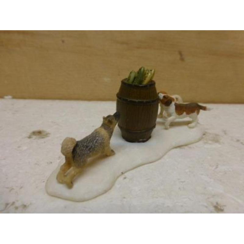 luville Dogs smell fish honden kerstdorp figurines kerst