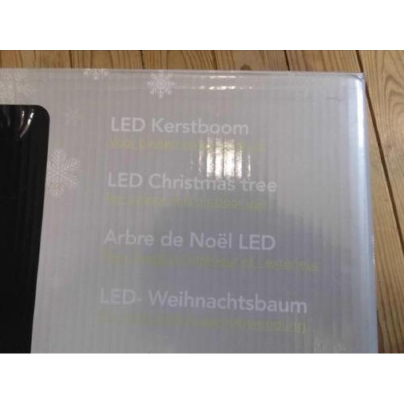 Led kerstboom voor buiten