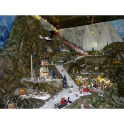 Compleet Groot Kerstdorp ca 4.2 mtr breed