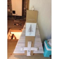 Nieuw in de verpakking houten kerstboom