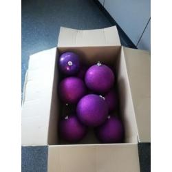 9 grote paarse kerstballen