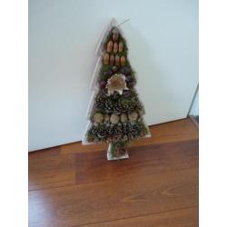 Kerstboom van natuur gemaakt.