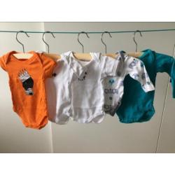 Babykleertjes maat 50
