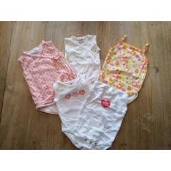 50/56 Set van 5 meisjesrompers zonder mouw. Hema en Prénatal