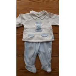 Zachtblauw baby pakje (broek & trui), Mayoral mt 50