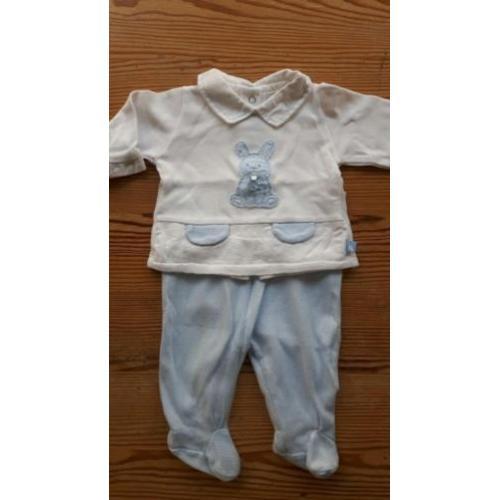 Zachtblauw baby pakje (broek & trui), Mayoral mt 50