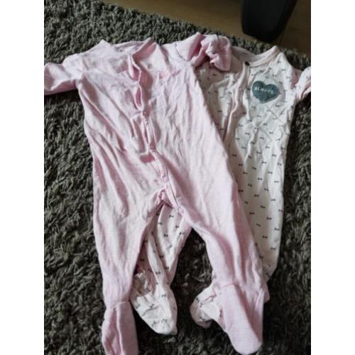 Groot pakket meisjes kleding mt 50/56