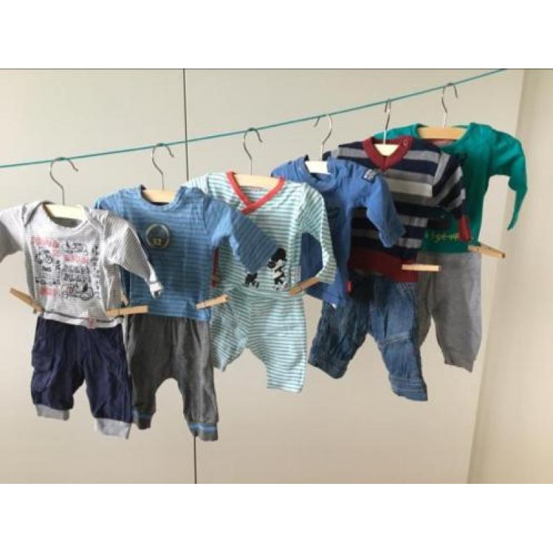 Babykleertjes maat 50