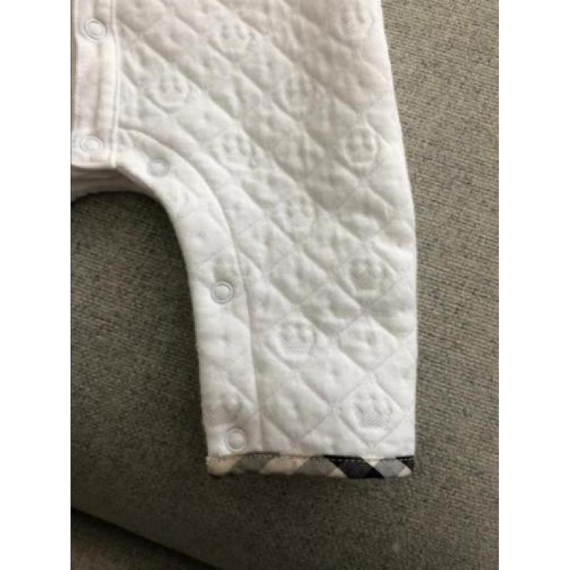 BURBERRY boxpakje 54 50 56 1 maand