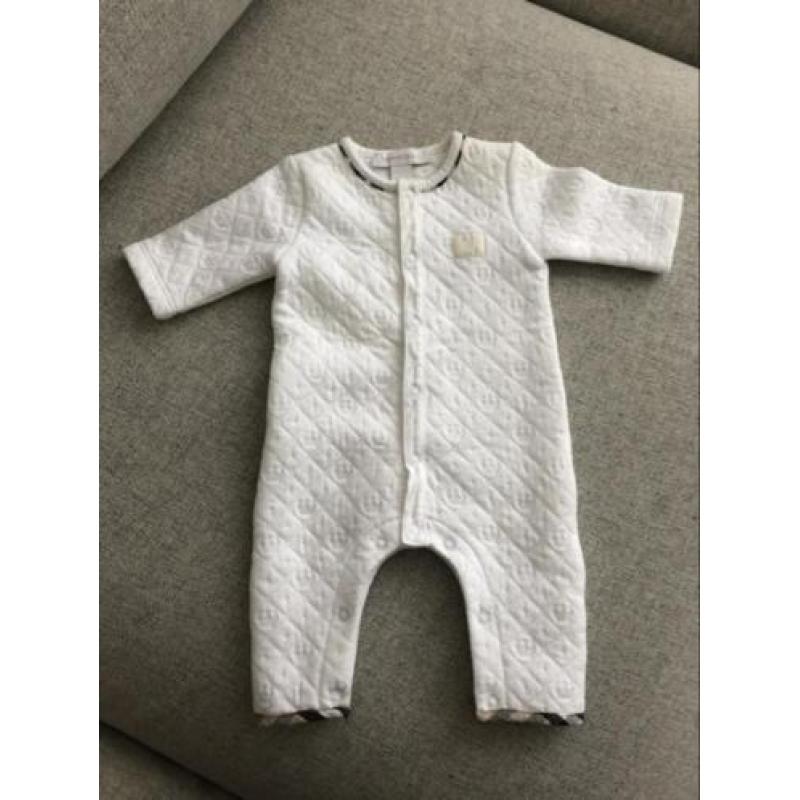 BURBERRY boxpakje 54 50 56 1 maand