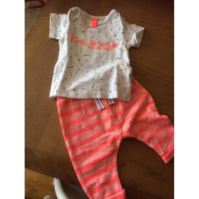 Veel kleding 50/56 merken Z8, feetje ed