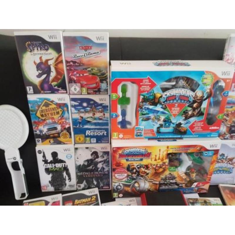 21 wii spellen krasvrij /uitgebreide wii set controllers enz
