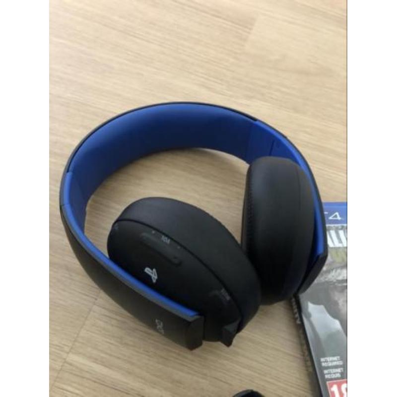 PlayStation 4 Slim 1tb met headset en games