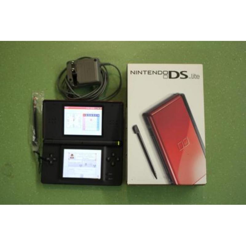 Nintendo DS Lite, bordeaux rood
