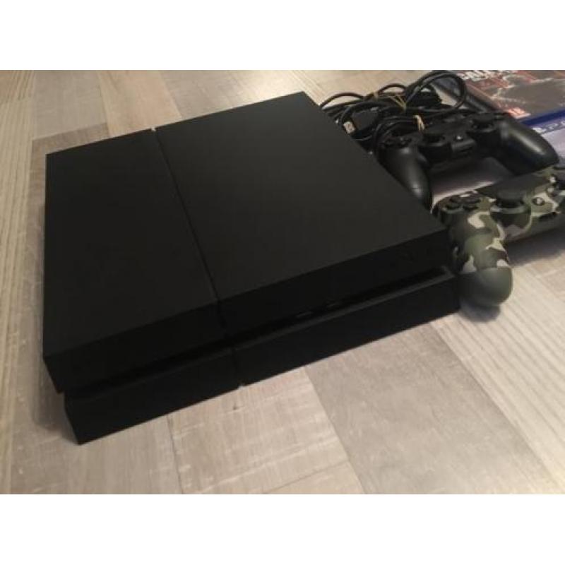 Playstation 4 500gb incl 2 controllers en 2 spellen