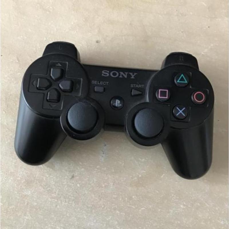 Playstation 3 PS3 500GB + controller(s) en games