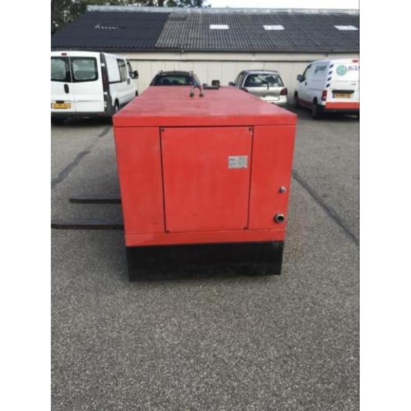 125 KVA Pols aggregaat met Iveco motor